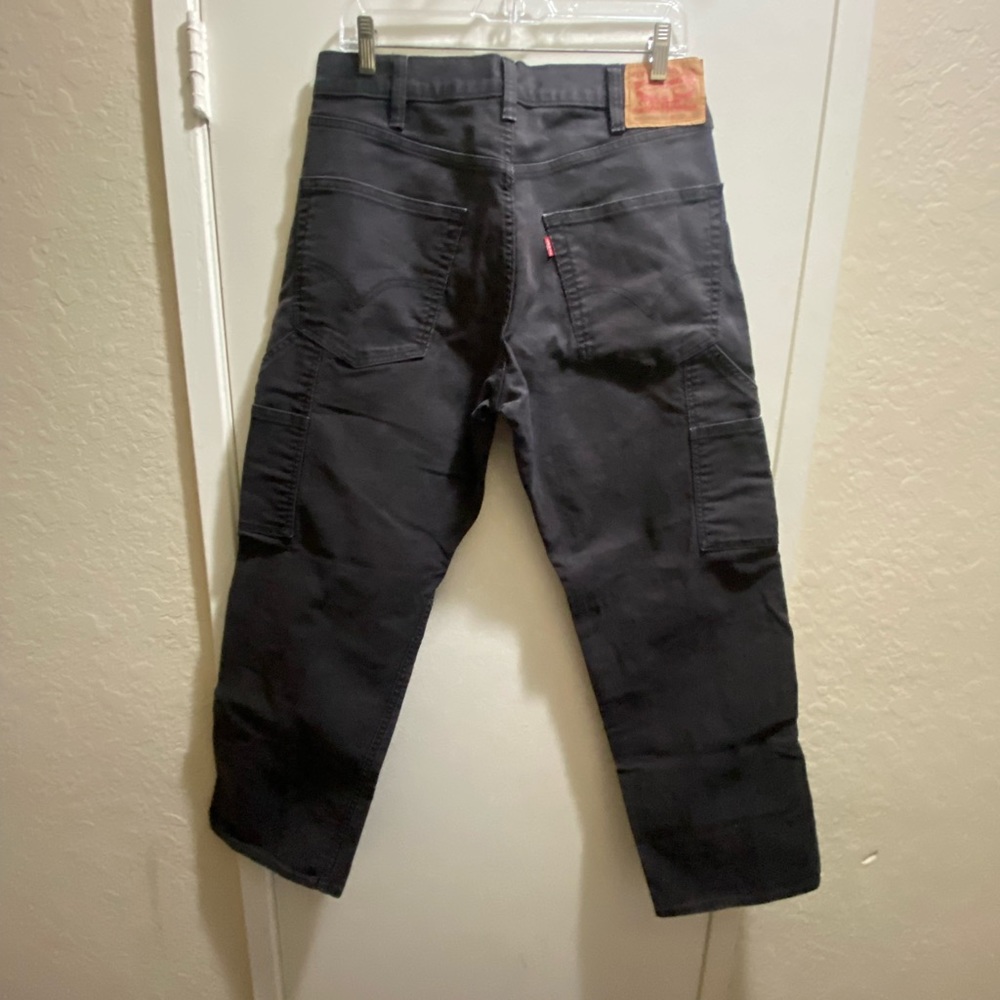 Black levi jeans